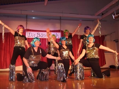 Frauenballett Eiersheim.jpg